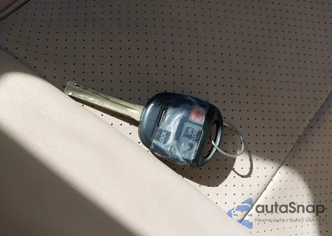 2002 Lexus Rx 300 z USA, uszkodzony, nr VIN JTJGF10U820142523